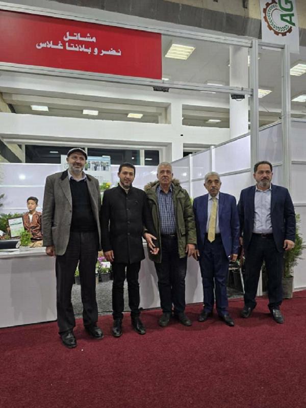 رئيس غرفة زراعة دمشق وريفها يتفقد قطاع المشاتل في معرض 